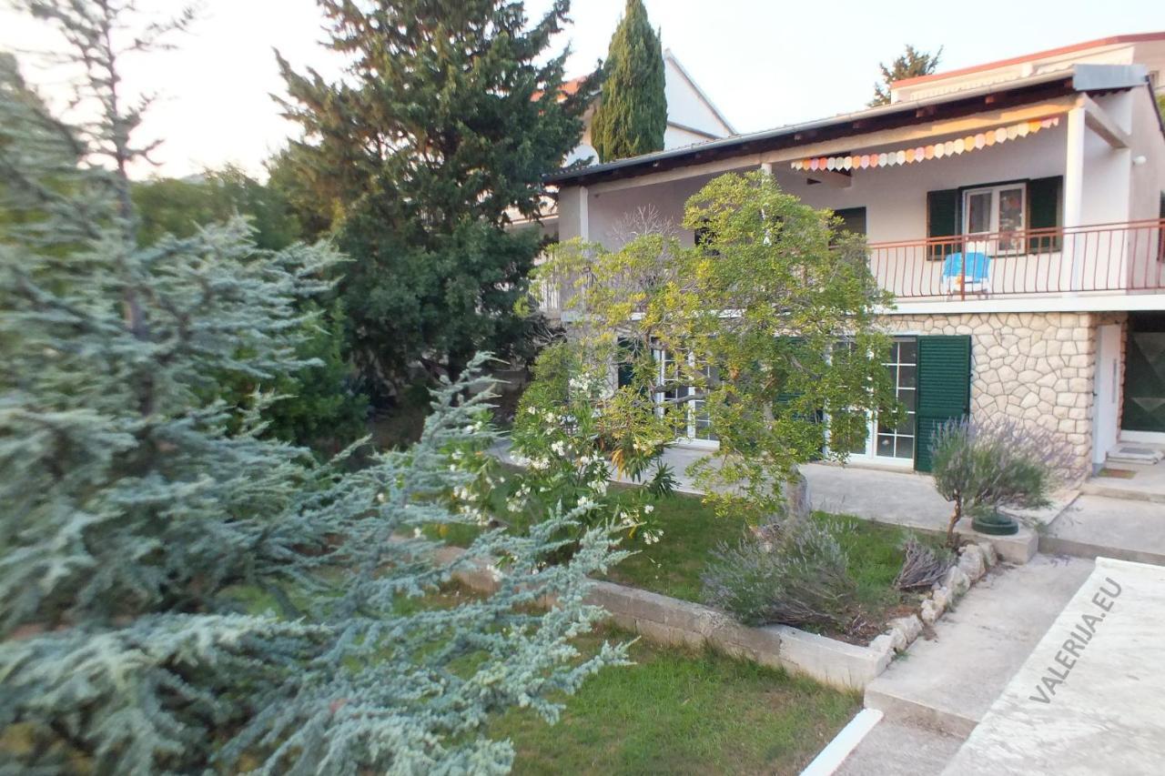 Beach House Valerija Rovanjska Exterior photo